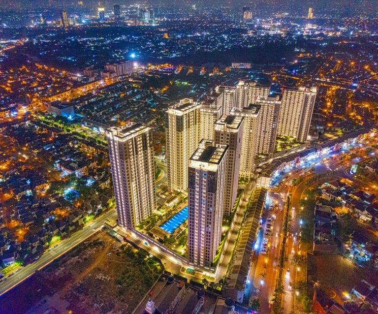 मोरक्को का साहारा मरुस्थल: जहाँ सूरज की रोशनी ने बदल दी दुनिया, मगर... (Solar Power in Morocco’s Sahara: A Bold Dream, A Harsh Reality)