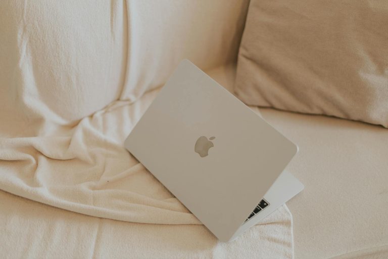 फ्रेमवर्क लैपटॉप 16 के अपग्रेड से गायब हुआ ‘अनफिनिश्ड’ लुक, जानिए क्या बदला और क्यों है ये बड़ा अपडेट