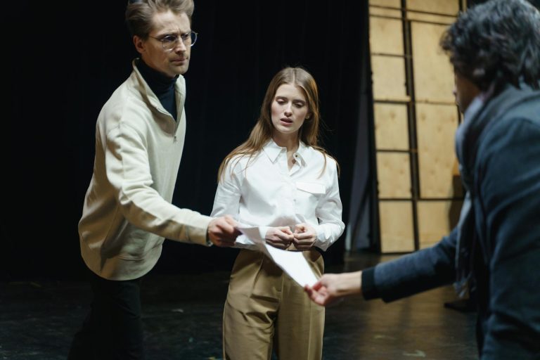 25 की उम्र में एक्टर ने बनाया आलीशान पेंटहाउस, हुआ इमोशनल: दास्तां एक अद्भुत सफलता की