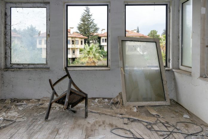 पुलिस को रेस्तरां हमले में यहूदी विरोधी भावना का संदेह है