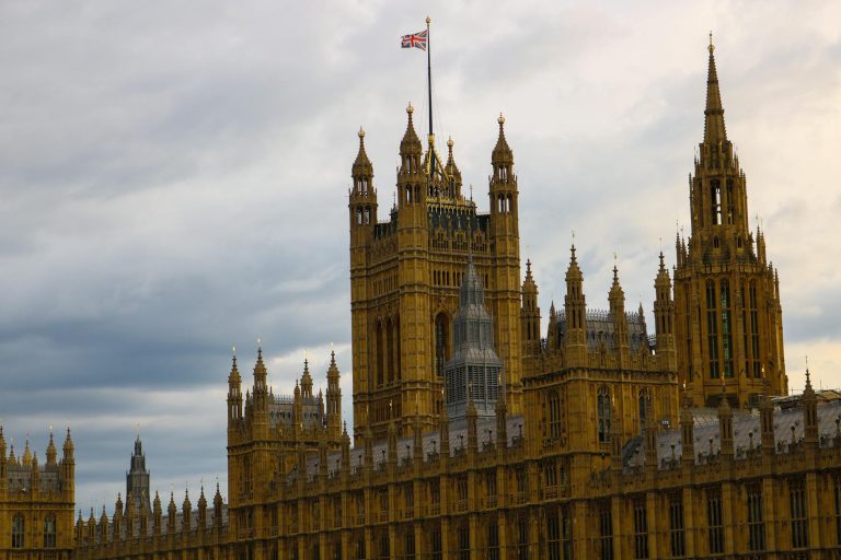 2026 में लोकसभा में गरजा राहुल गांधी: 'OBC-दलितों को हिंदू कहते हो मगर हक नहीं देते', सरकार पर जमकर वार! क्या है पूरा सच?