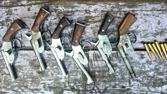 गिरफ्तार